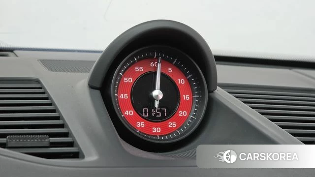 Porsche 911(992) id 4836546 из Кореи 22