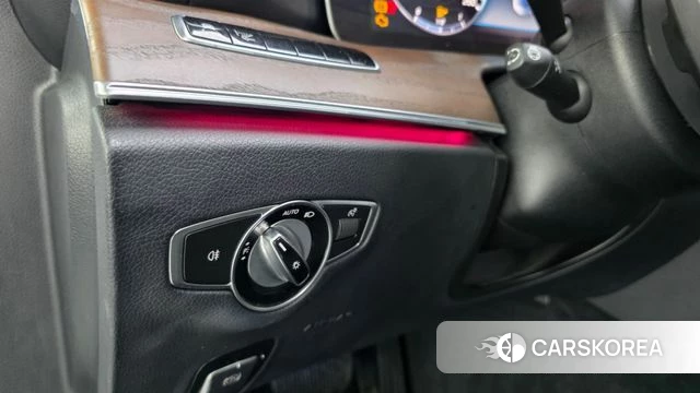 Mercedes-Benz E-Class W213 id 4923591 из Кореи 22
