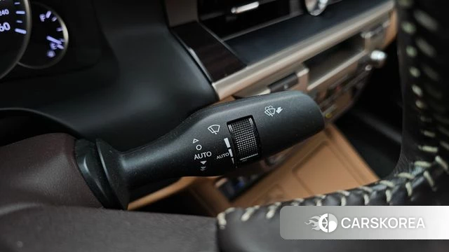 Lexus New ES300h id 4953163 из Кореи 22