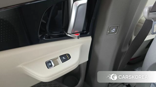 Kia The New Carnival 4th Generation id 5026456 из Кореи 22