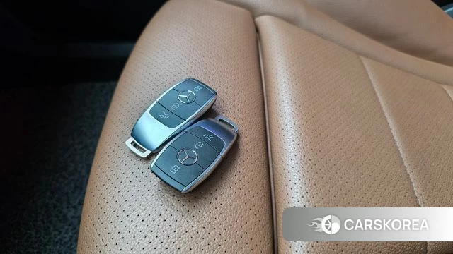 Mercedes-Benz GLC-Class X253 id 4982608 из Кореи 22