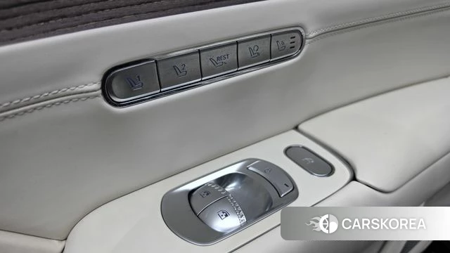 Genesis G90 (RS4) id 5015917 из Кореи 22