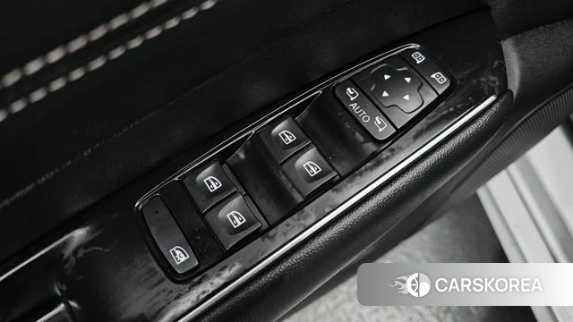 Renault Korea (Samsung) The New SM6 id 5002909 из Кореи 22