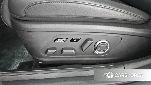 Hyundai Grandeur (GN7) id 5016538 из Кореи 22