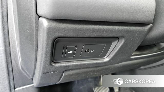 Land Rover Discovery Sports id 4931106 из Кореи 22