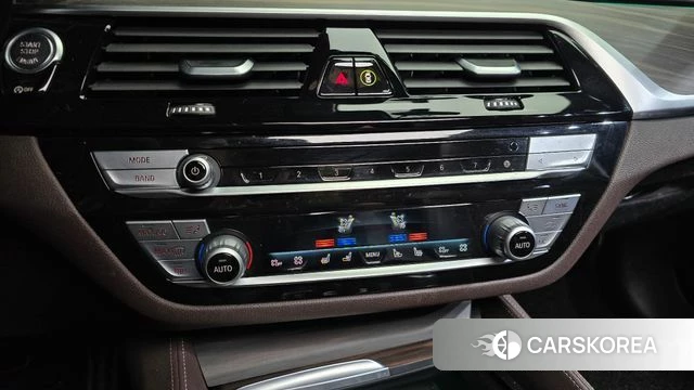 BMW 5 Series (G30) id 4966935 из Кореи 22