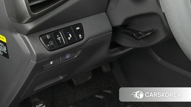 Hyundai The New Ionic Hybrid id 4684012 из Кореи 22