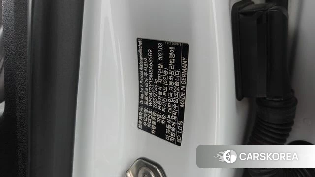 Porsche Taycan id 4942777 из Кореи 22