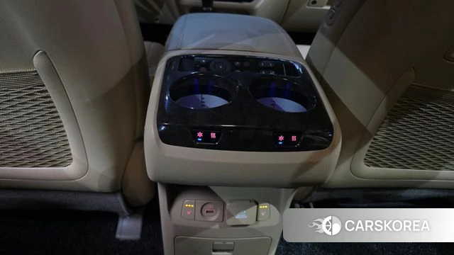 Kia The New Carnival id 4988272 из Кореи 22