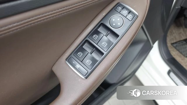Infiniti Q30 id 4865117 из Кореи 22