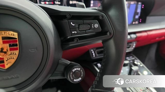 Porsche 911(992) id 4770032 из Кореи 22