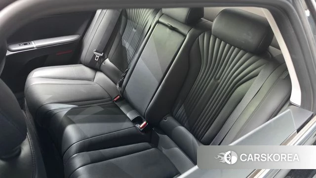 Hyundai Grandeur (GN7) id 5027221 из Кореи 22