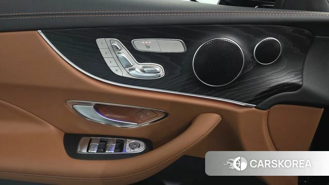 Mercedes-Benz E-Class W213 id 5023628 из Кореи 22