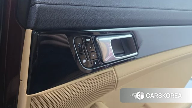 Porsche Panamera (971) id 4899383 из Кореи 22