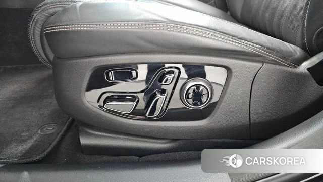 Genesis G90 id 5048282 из Кореи 22