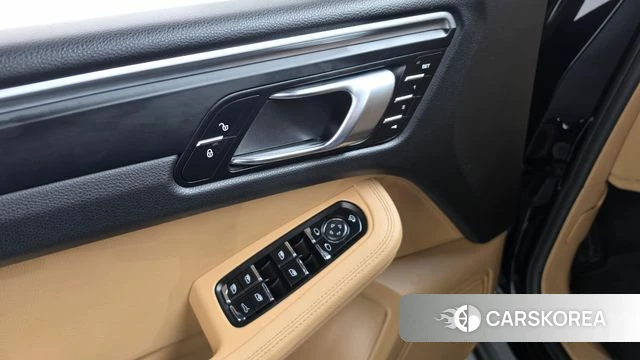 Porsche Macan id 5035923 из Кореи 22