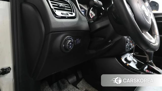 Jeep Compass 2nd Generation id 5024015 из Кореи 22