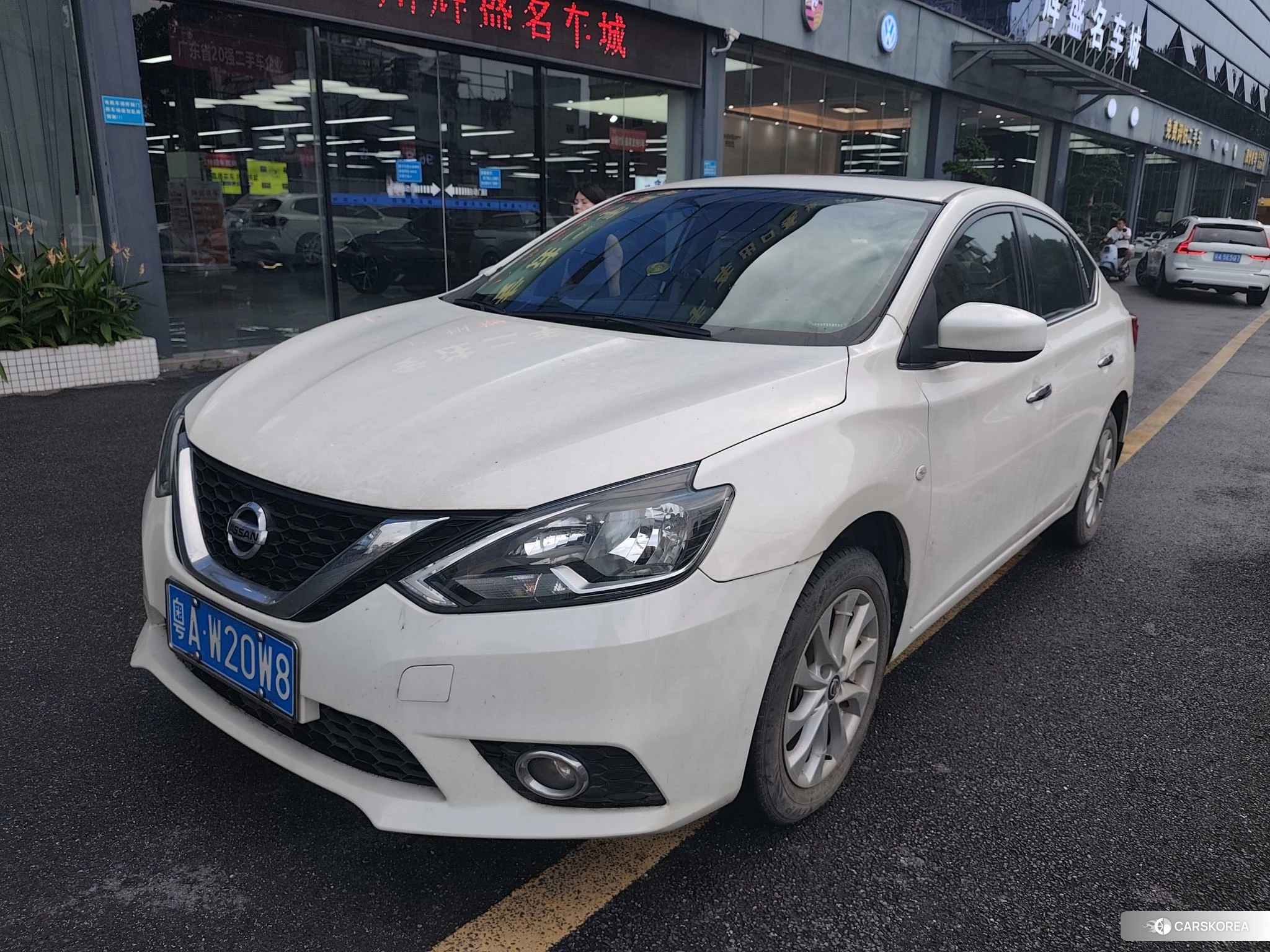 Nissan Sylphy 2020 Белый из Китая, фото 3