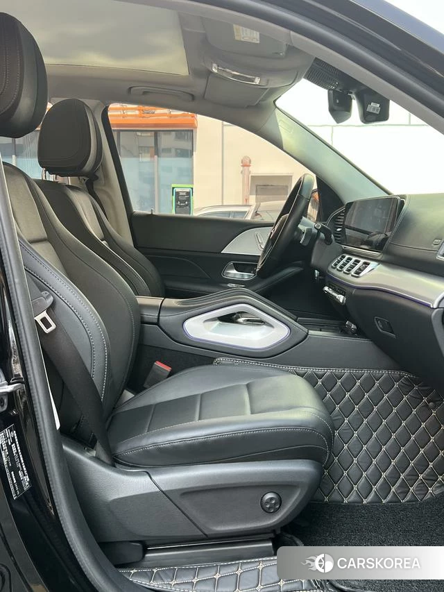 Mercedes-Benz GLE 2023 Черный из Китая, фото 3