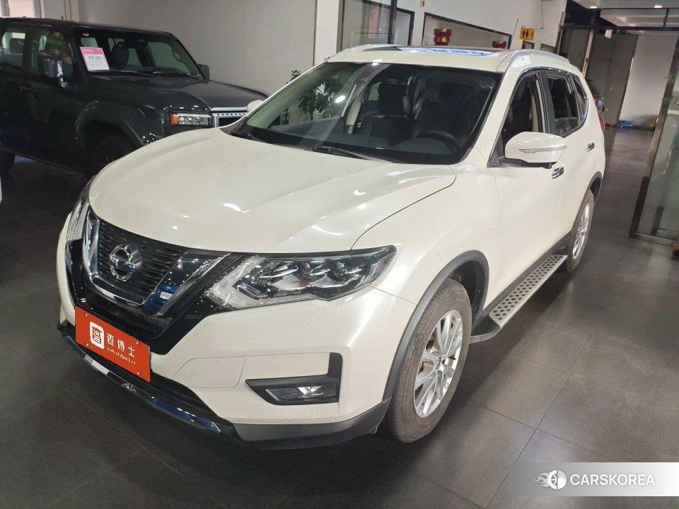 Nissan X-Trail 2021 Белый из Китая, фото 3