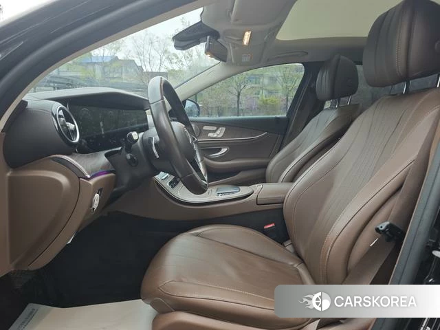 Mercedes-Benz E-Class 2021 Черный из Китая, фото 5