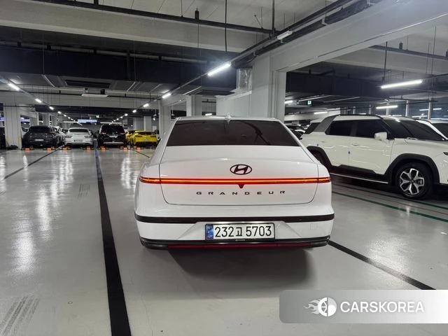 Hyundai Grandeur Hybrid (GN7) id 4974307 из Кореи 9