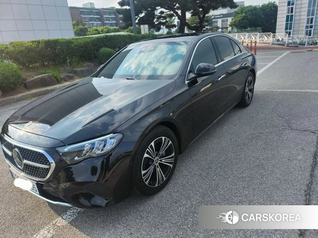 Mercedes-Benz E-Class W214 2025 Черный из Кореи, фото 3