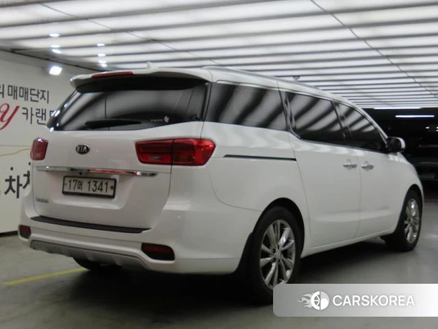 Kia The New Carnival id 4998430 из Кореи 13