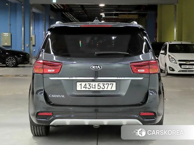 Kia The New Carnival id 4918746 из Кореи 13