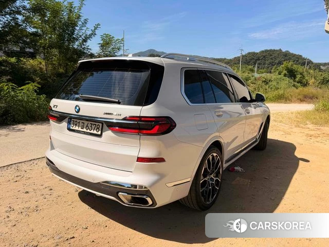 BMW X7 (G07) 2023 Белый из Кореи, фото 4