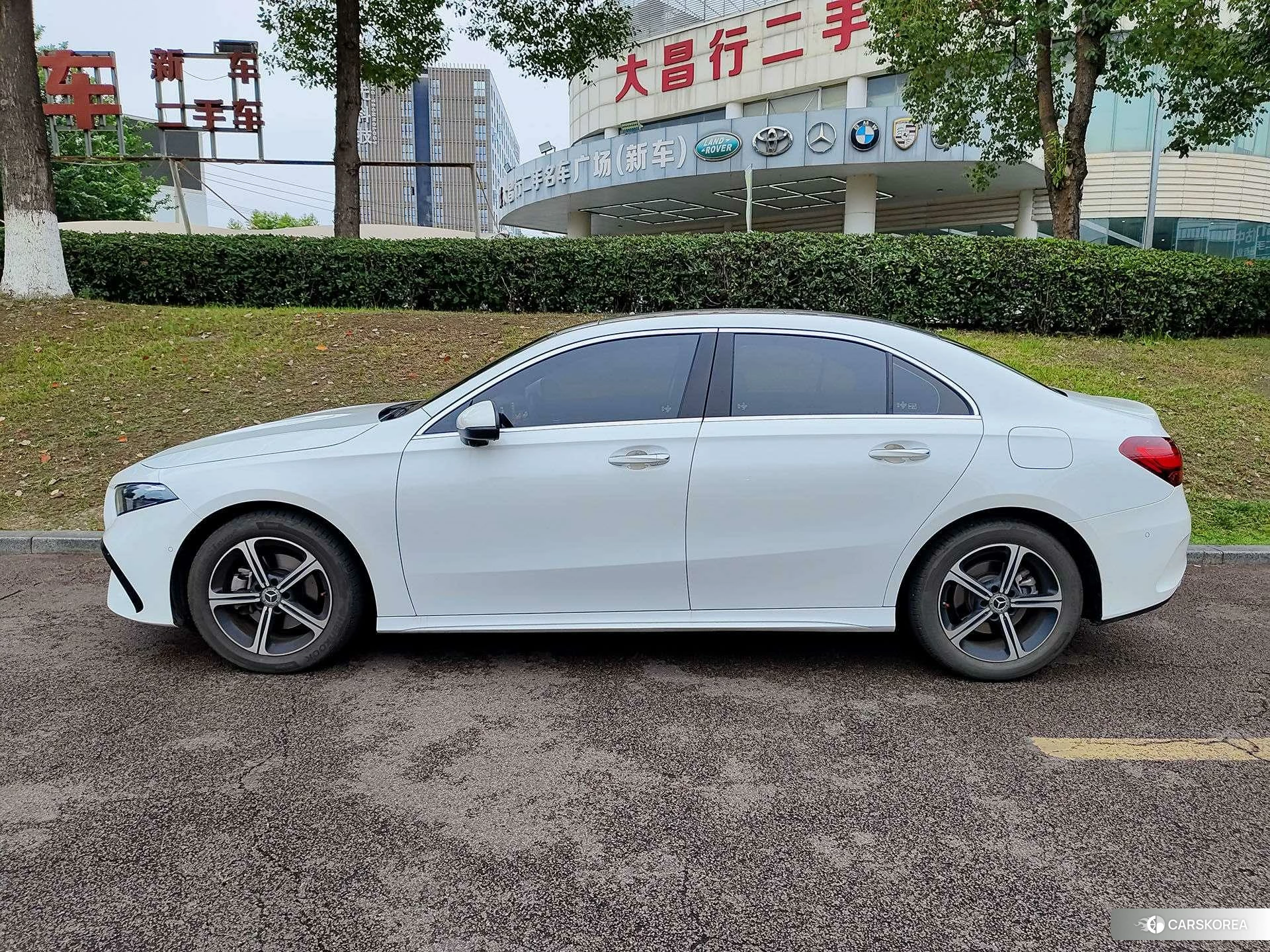 Mercedes-Benz A-Class 2023 Белый из Китая, фото 4