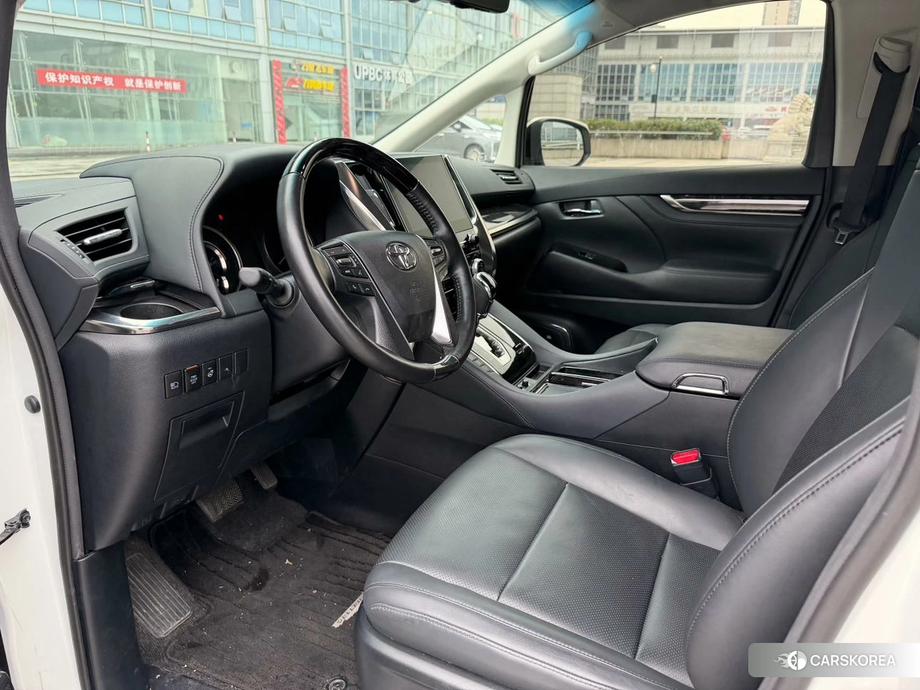 Toyota Vellfire 2021 Белый из Китая, фото 3