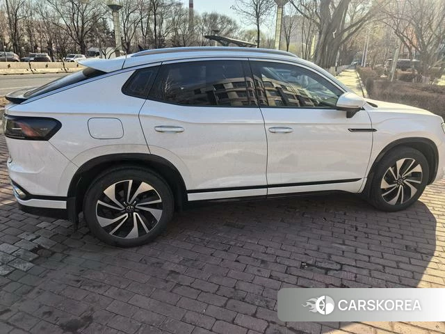 Volkswagen Tayron 2023 Белый из Китая, фото 3