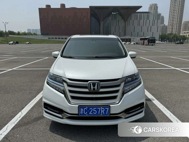 Honda Elysion 2021 Белый из Китая, фото 3