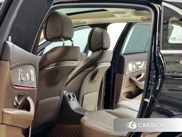 Mercedes-Benz E-Class 2022 Черный из Китая, фото 5