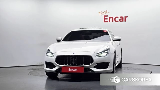 Maserati Quattroporte id 4952570 из Кореи 23