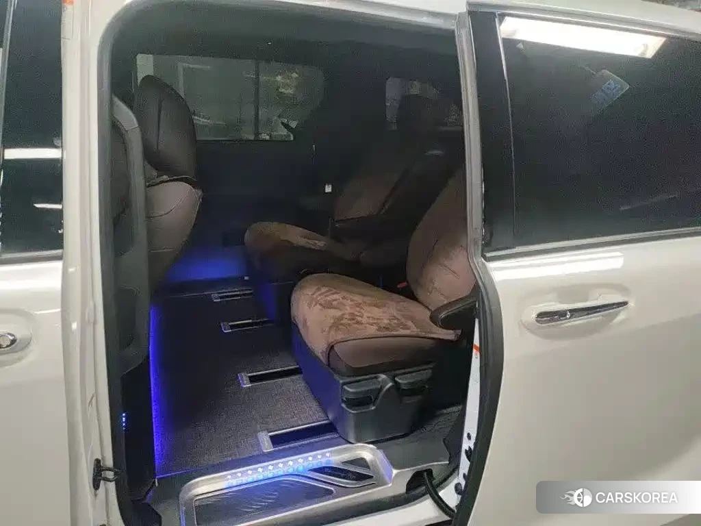 Toyota Granvia 2025 Белый из Китая, фото 3