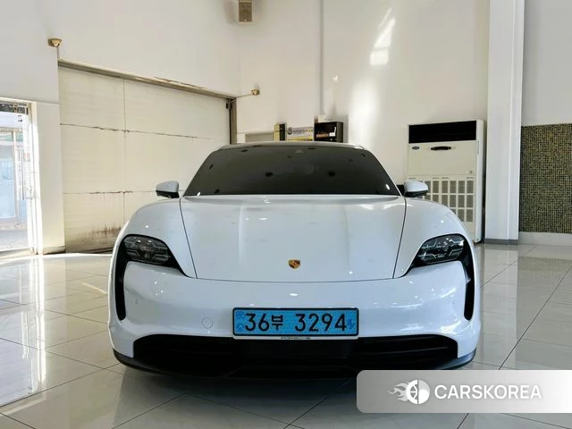 Porsche Taycan id 4746139 из Кореи 13