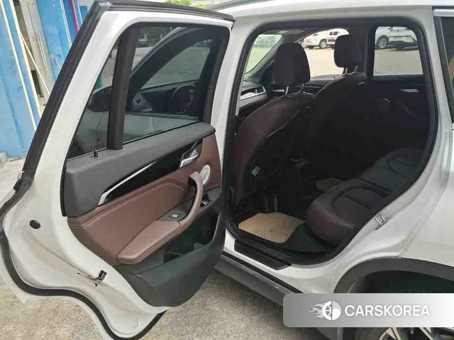 BMW X1 2023 Белый из Китая, фото 3