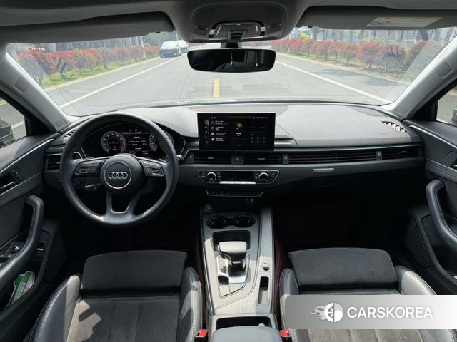 Audi A4L 2021 Серебристо-серый из Китая, фото 3