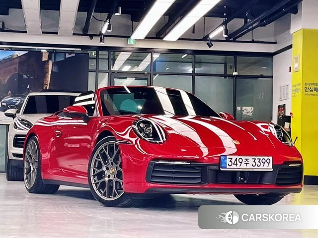 Porsche 911(992) id 4921444 из Кореи 13