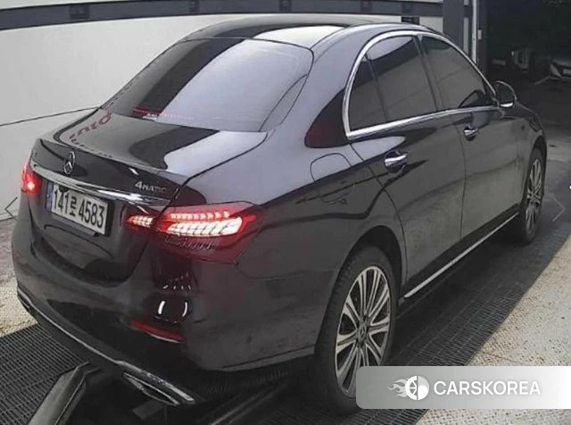 Mercedes-Benz E-Class W213 2021 Черный из Кореи, фото 4