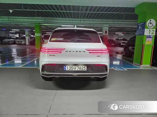 Genesis GV70 2025 Белый из Кореи, фото 3
