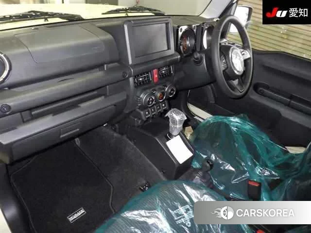Suzuki Jimny Nomade 2026 из Японии, фото 3
