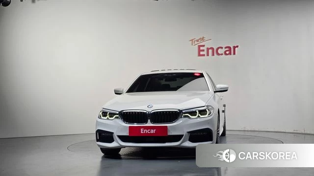 BMW 5 Series (G30) id 4966935 из Кореи 23