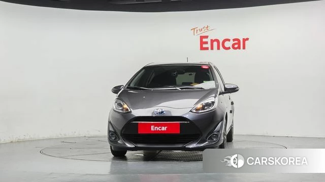 Toyota Prius C id 4988237 из Кореи 23