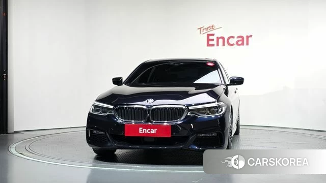 BMW 5 Series (G30) id 4943829 из Кореи 13
