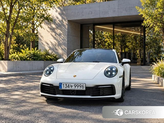 Porsche 911(992) id 4990532 из Кореи 13