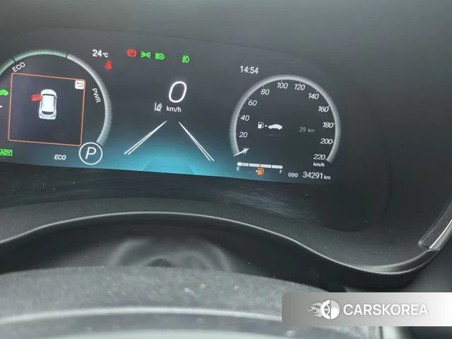 Toyota Crown 2024 Черный из Китая, фото 3