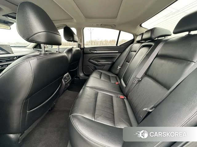 Nissan Altima 2023 Белый из Китая, фото 3